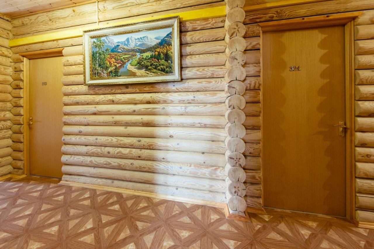 Абхазская Усадьба Hotel Gagra Exterior photo